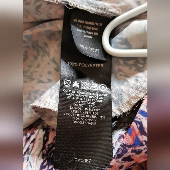 💫Host pick💫 Forever New silky pants - Picture 8 of 8